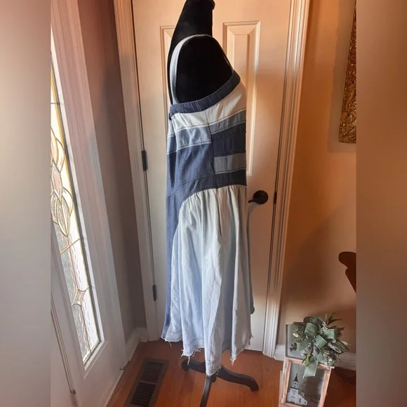 Pilcro by Anthropologie Seamed 100% Cotton Raw Hem Smocked Midi Dress-size small - Picture 8 of 14